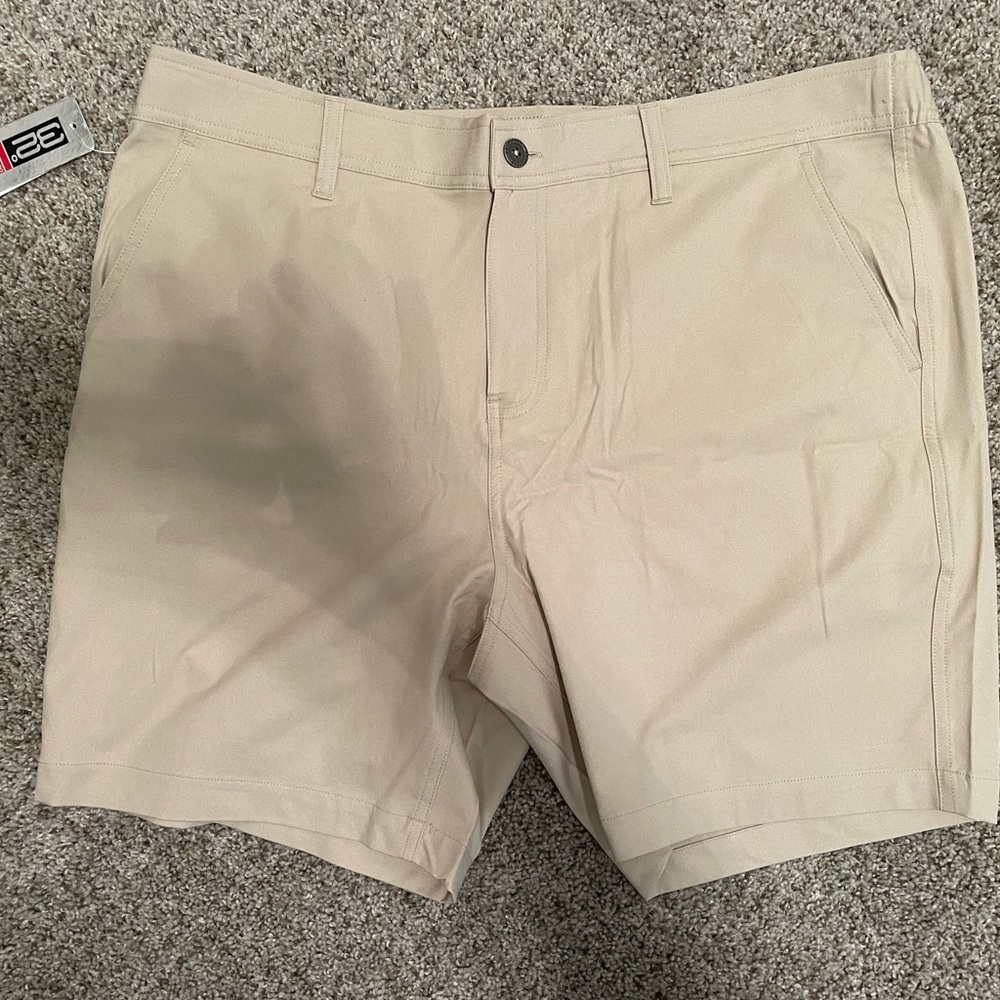 32 Degrees Performance/Golf Shorts